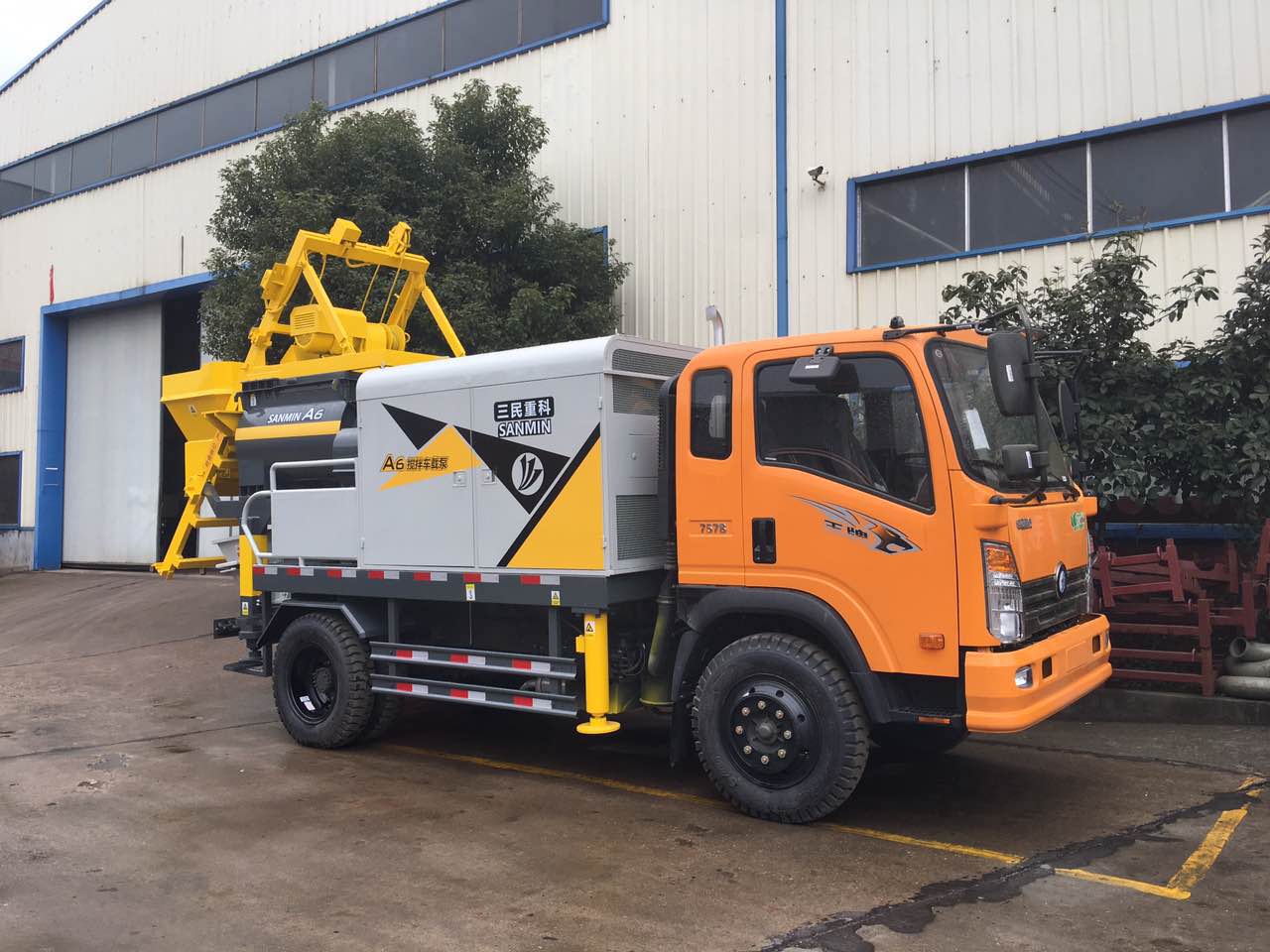 混凝土輸送泵車(chē)