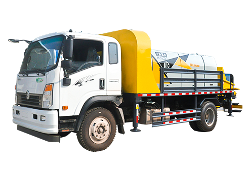 小型混凝土泵車在磨合期之間應(yīng)該注意哪些問題呢？